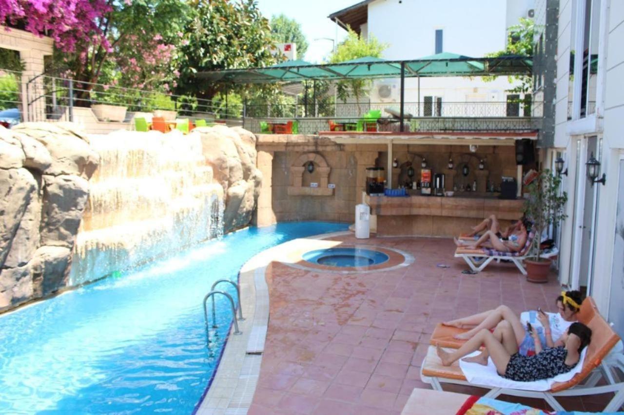 London House Hotel كمر المظهر الخارجي الصورة
