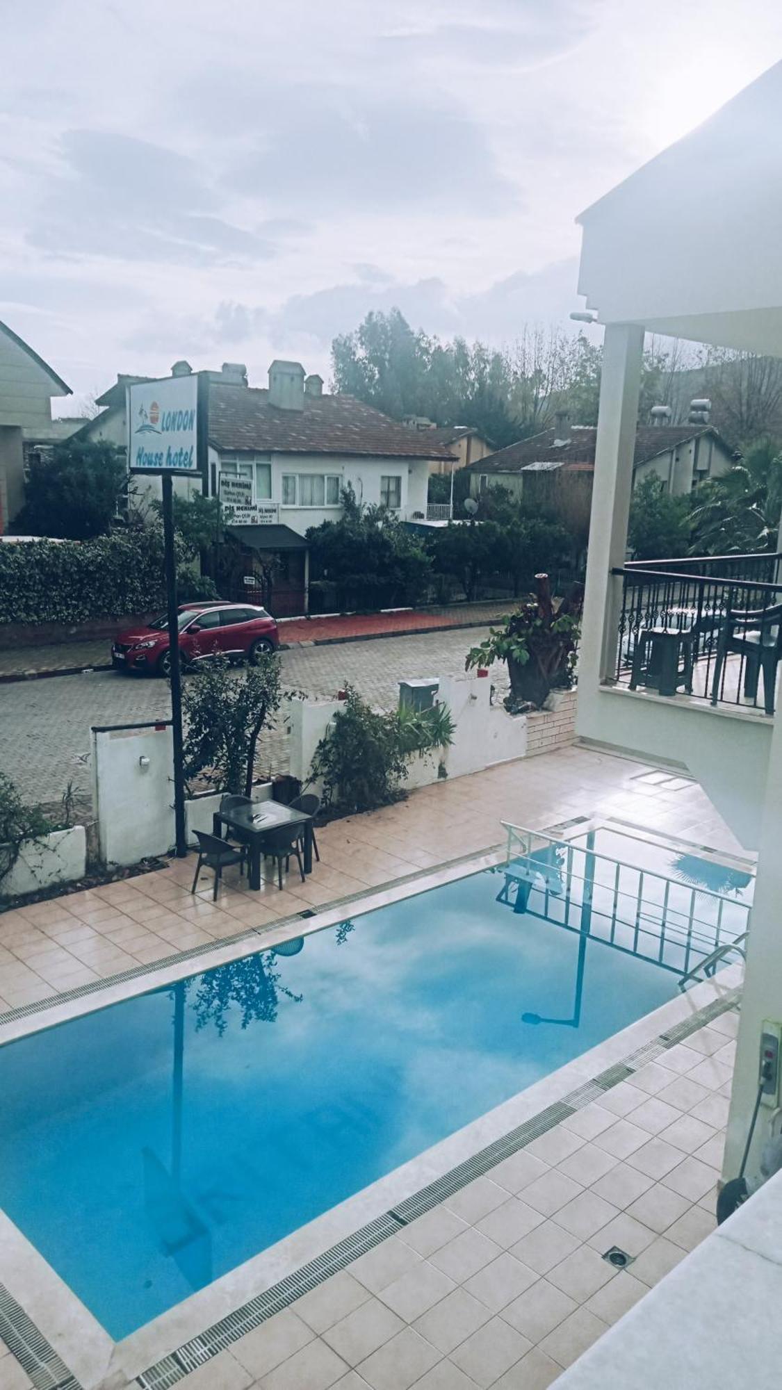 London House Hotel كمر المظهر الخارجي الصورة